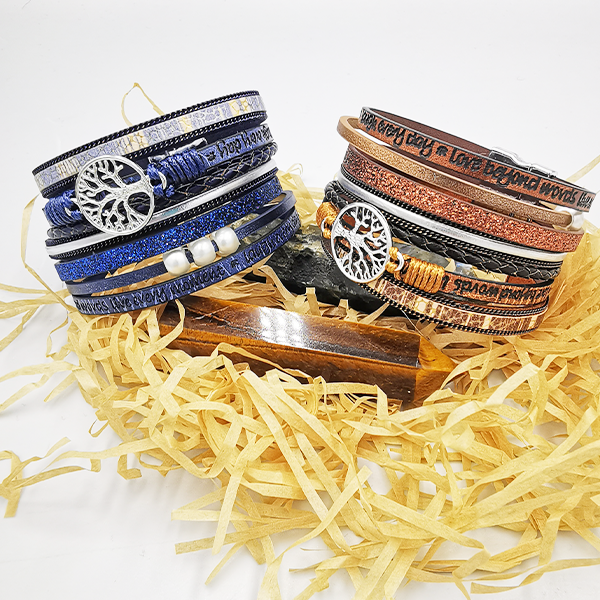 Personalisierte Boho Baum des Lebens mehrschichtiges glänzendes Leder- Wickelarmband