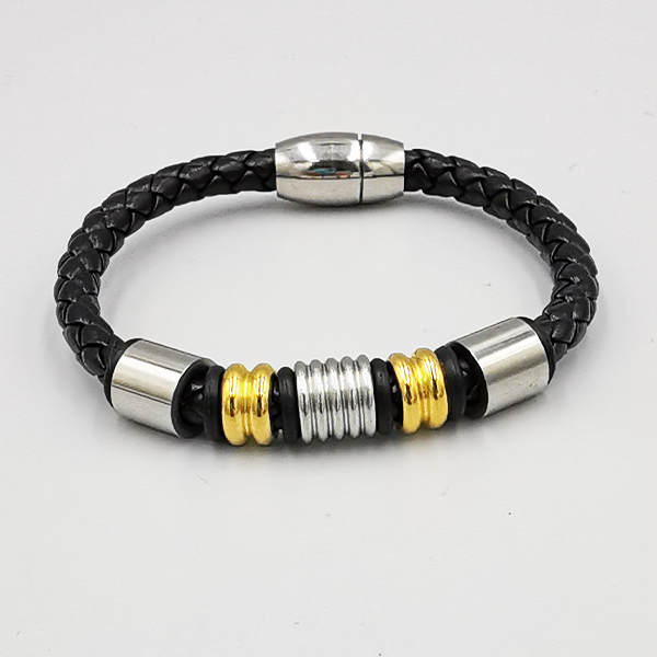 Personalisierte Individuelle Edelstahl-Lederarmbänder für Herren Moderne und vielseitige Punk-Armbänder